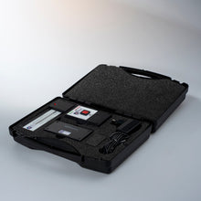 Lade das Bild in den Galerie-Viewer, Merlin Lazer Glasanalyse-Kit
